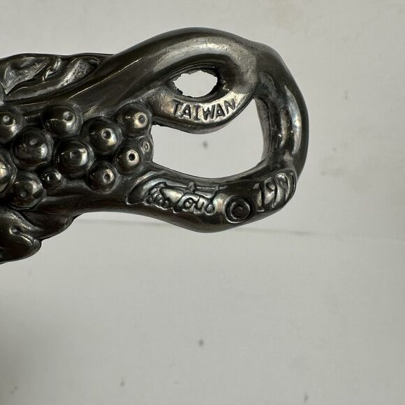 Elegant Aluminum 1997 Arthur Court 2 Piece Grape Vine Leaf Salad Food Servers - Picture 4 of 7